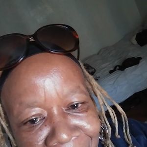 Meet your Posher, Sharita